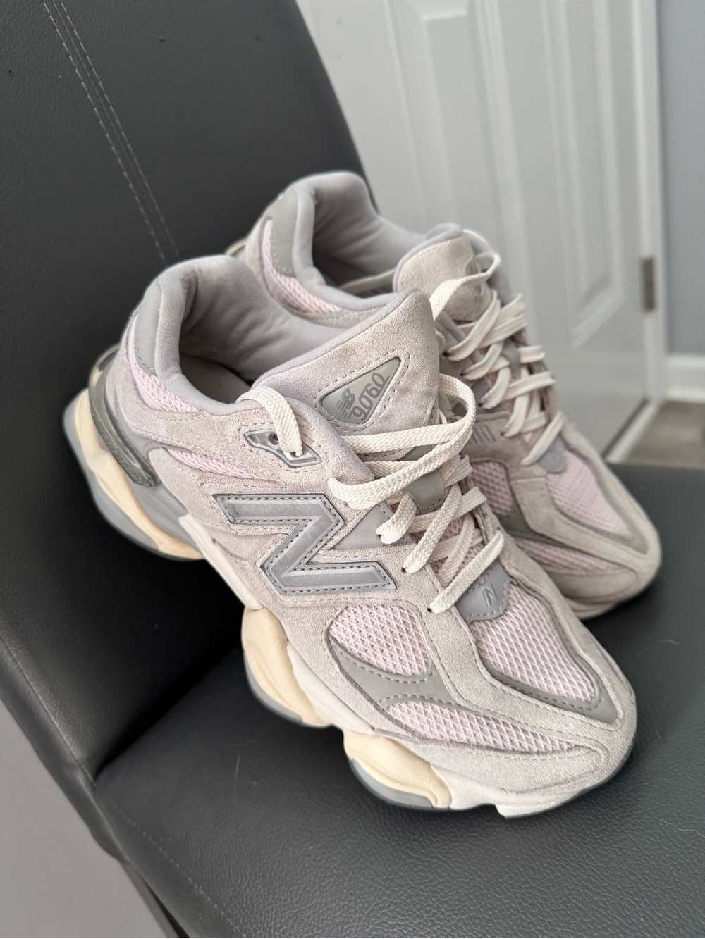 New Balance Women’s Pink & Gray Chunky Athletic Sneakers